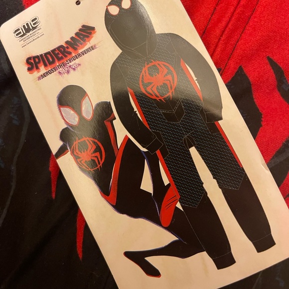 Boy’s Marvel Spider-man: Miles Morales Blanket Sleeper NWT 🕷 🕷 🕷 🕷 🕷 🕷 - Picture 4 of 5